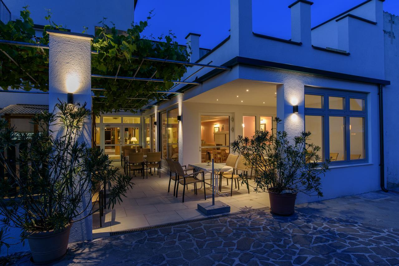 Hotel Zachs سانكت مارغاريتن ام بورغنلاند المظهر الخارجي الصورة